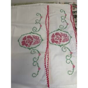Vintage Handmade Pillowcases Cross Stitch Floral Embroidered Set White standard